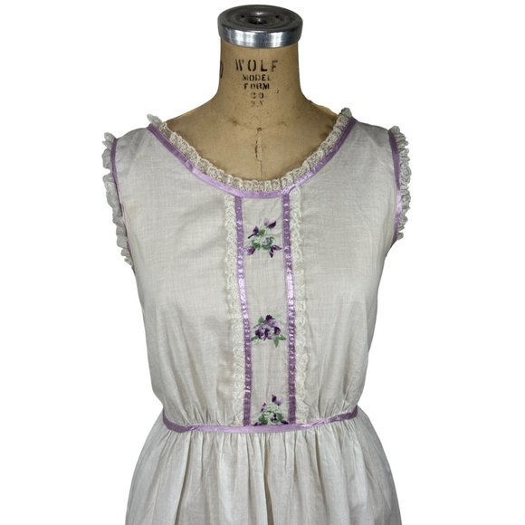 1960s cotton nightgown dress with embroidered bodice Size M - Picture 5 of 7
